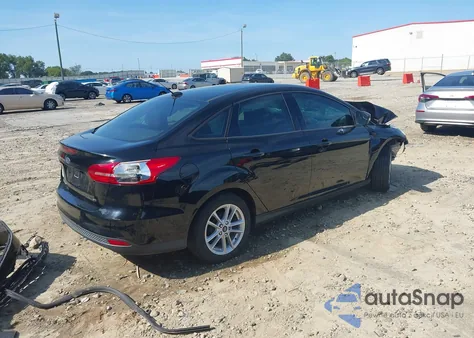 2017 Ford Focus Se z USA, uszkodzony, nr VIN 1FADP3F25HL322205